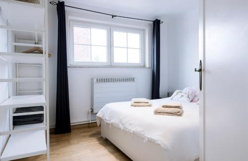 Gelinden Villa | Villa Aluma