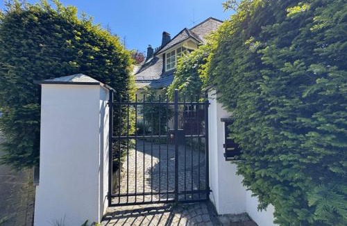 Bad Homburg v.d. Hoehe Apartment | Villa Am Park