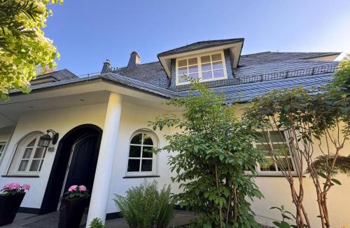 Bad Homburg v.d. Hoehe Apartment | Villa Am Park