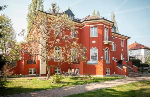 Gruna Apartment | Villa am Park Apartment