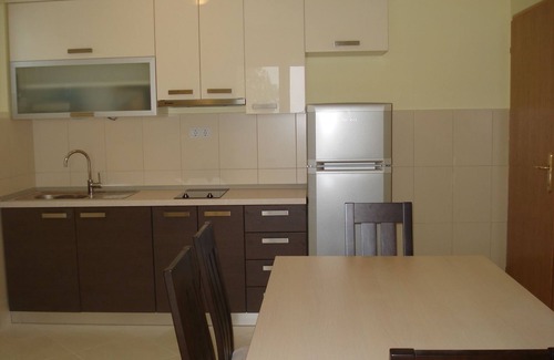 Celina House | Villa Amalia