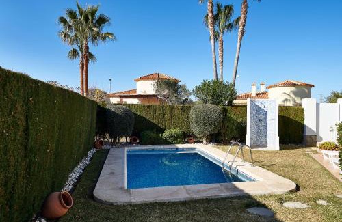 Oliva Villa | Villa Amapola by ON Travel