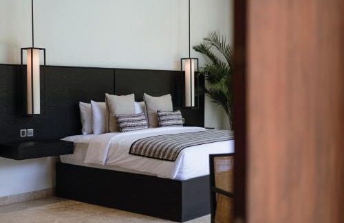 Petitenget Villa | Villa Amara Pradi - 550m to Petitenget Beach