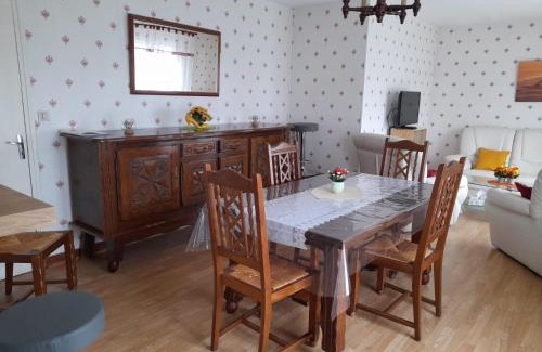 Veuzain-sur-Loire House | Villa Amazone
