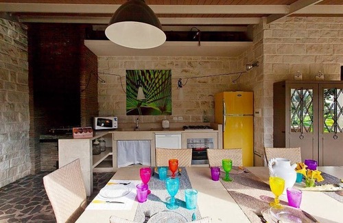 Modica Villa | Villa Ametista: A characteristic and welcoming three-story villa in a quiet position, surrounded by the Sicilian countryside, with Free WI-FI.