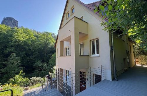 Niederrathen Villa | Villa Amselgrund