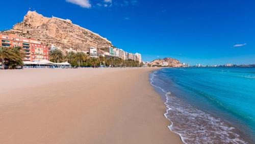 Alicante City Centre House | Villa Ana Maria - Townhouse