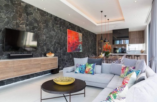 Bang Po Villa | Villa Anar - 5 bedrooms beachfront