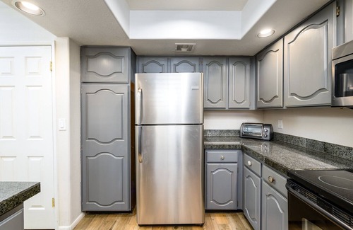 Paradise Valley Village Condo | Villa Anasazi 2 Bedroom Condo by RedAwning