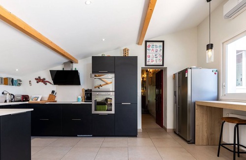 Labenne-Ocean Villa | Villa and dépendance for 14 with heated swimming pool, garden with play area