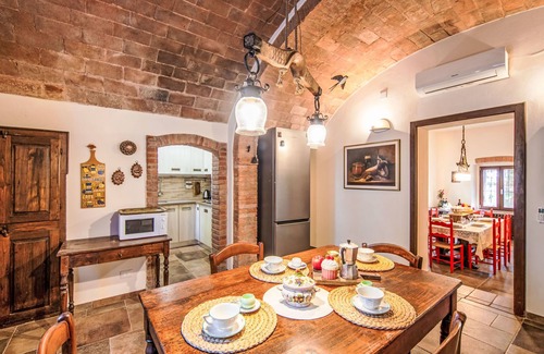 Poggibonsi House | Villa Angiolino by Interhome