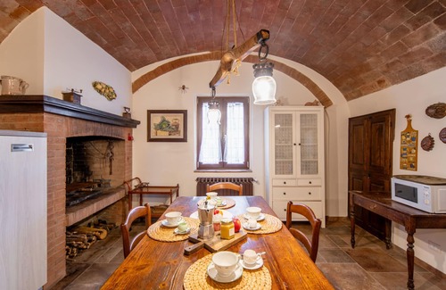 Poggibonsi House | Villa Angiolino by Interhome
