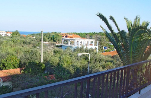 Ano Vasilikos House | Villa Anna - 3 bedroom apartment 1st floor