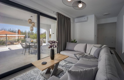Malia Villa | Villa Anna Lena by Estia