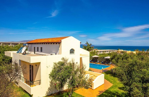 Pyrgos Psilonerou Villa | Villa Anna Maria by Villa Plus
