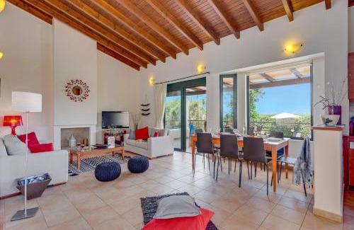 Pyrgos Psilonerou Villa | Villa Anna Maria by Villa Plus