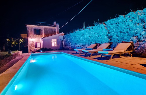 Osor Villa | Villa Antiqua