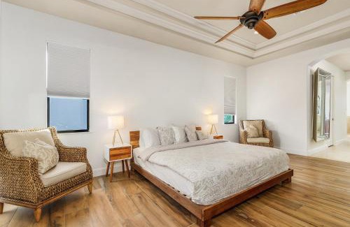 Pelican Villa | Villa Antonia