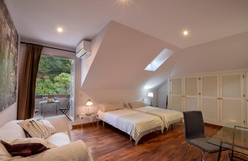 Malaga-Este Bed & Breakfast | Villa Antumalal