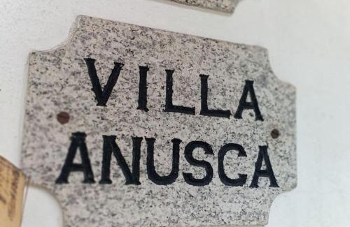Arcade House | Villa Anuska