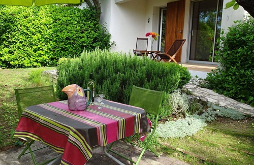Aix-en-Provence Villa | Villa-Apartment Aix-en-Provence, the countryside 10 minutes from the historic center