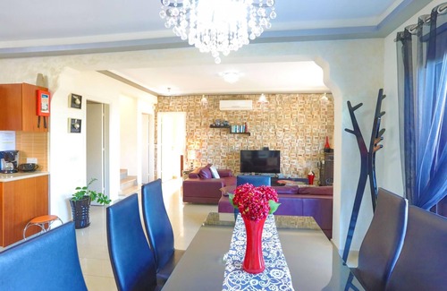 Latsi Villa | Villa Arbanassi in Latchi