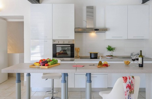 Bellante Villa | Villa Ardente 12+1, Emma Villas