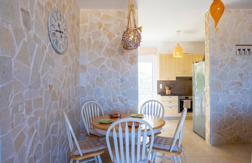 Kiparissia Villa | Villa Arkadia - Two Bedroom Villa, Sleeps 6