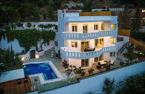 Rodhia Villa | Villa Artemis, Wine Dark Sea Villas