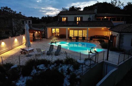 Gradisce Villa | Villa Arton heated swimming-pool