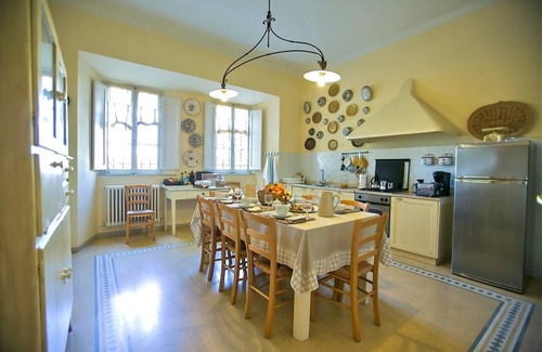 Siena Villa | VILLA ASCARA - Fifteen Bedroom Villa, Sleeps 30