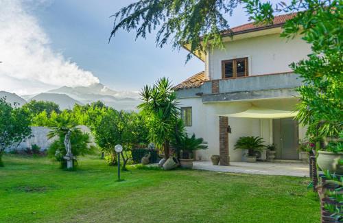 Blandano Villa | Villa Asia