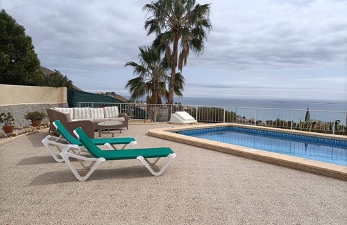 Coveta Fuma Villa | Villa at Coveta Fuma at El Campello with private pool and sea view