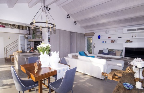 Giardini Naxos Villa | Villa Aura 6, Emma Villas