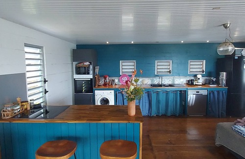 Trois-Rivieres House | Villa Authentique Avec vue mer Imprenable et Piscine Privée