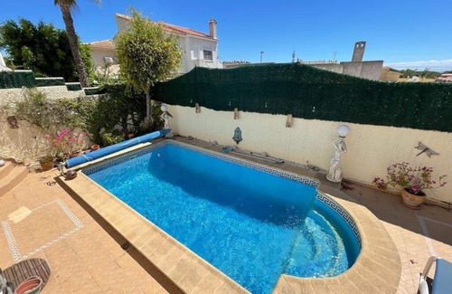 Pinar de Campoverde Villa | Villa Avec Piscine Privée Proche de la Plage