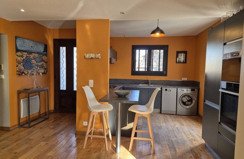 Domazan House | Villa Avec Piscine Dans un Domaine Viticole