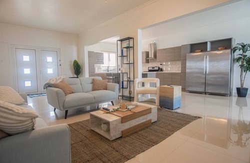 Rancho Villa | Villa Azul Tide - Oranjestad bohemian beach vibes