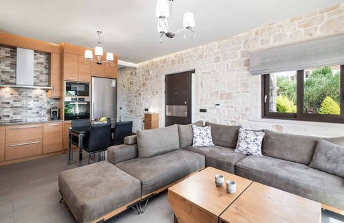 Agios Sostis Villa | Villa Azure Palatial