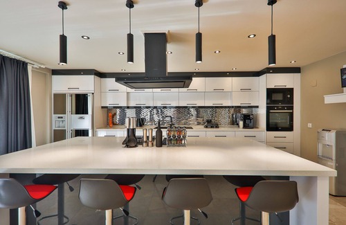 Hisaronu House | Villa Babadag 5 Star Luxury Tropical Villa Wi-Fi BBQ Children-Pool