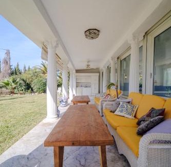 Montgo de Toscamar Villa | Villa Bahamas - Your very own Fairytale vacation palace