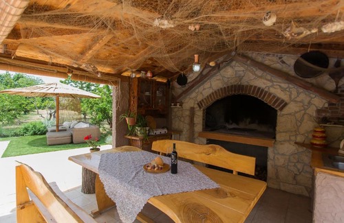 Kastel Novi Villa | Villa Barbarossa
