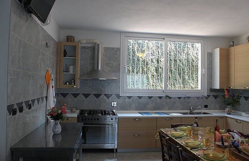 Bobolino House | Villa Begonia: A charming two-story apartment that is part of a villa located on top of a small hill, with Free WI-FI.