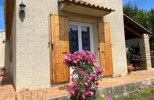 Bagnols-sur-Ceze House | Villa Bel-horizon, soleil du sud