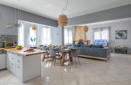Kiotari Villa | Villa Bella, 5 bedrooms with Private Pool, Hot Tub, Games Room near to beach