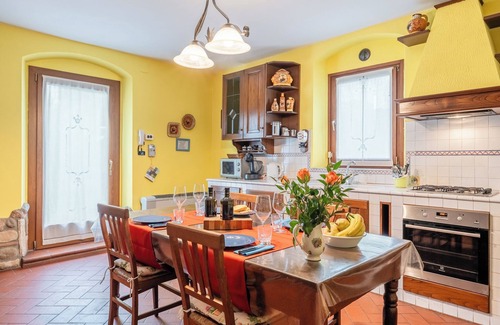 Monsummano Terme Villa | Villa 'Bella Toscana Relax' with Mountain View, Wi-Fi and Air Conditioning