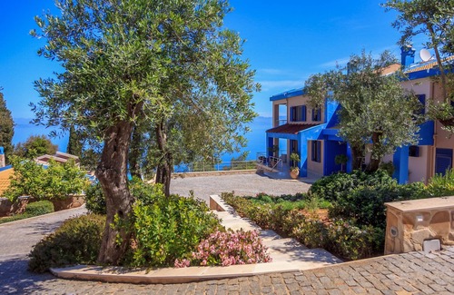 Agia Pelagia Chlomou Villa | Villa Belvedere, a hidden paradise in Corfu. High luxury villa with amazing view