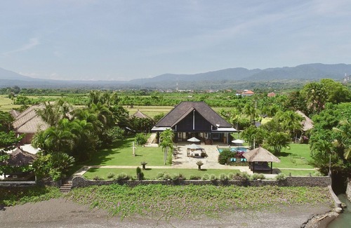 Lokapaksa Villa | Villa Belvedere Bali