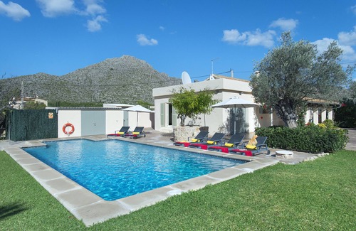 Les Palmeres Villa | VILLA BERNAT - 10 MIN WALK TO THE BEACH