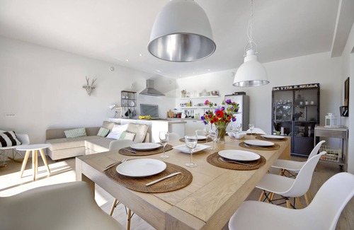 Civezza House | Villa Bionda sleeps 7 with private pool & large garden
